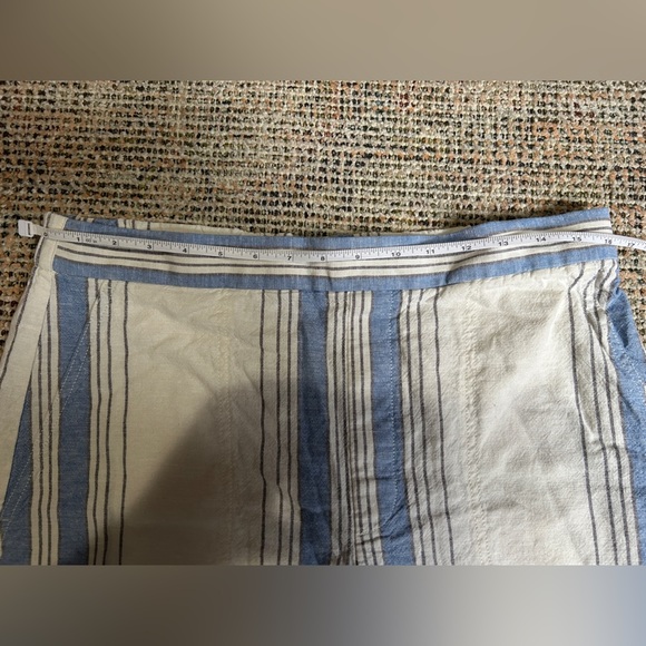 Banana Republic Womens Shorts Large blue Linen Striped Coastal Resort High Rise - Picture 5 of 5
